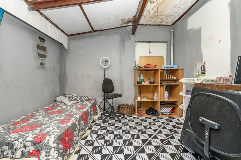 7 Bedroom Property for Sale in Algoa Park Eastern Cape